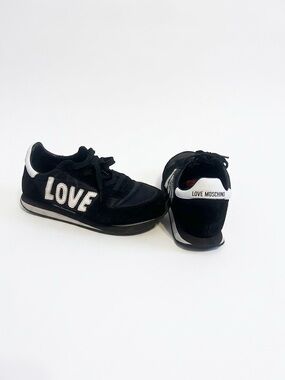 Love Moschino Retro Style Love Sneakers Black White Suede size 40